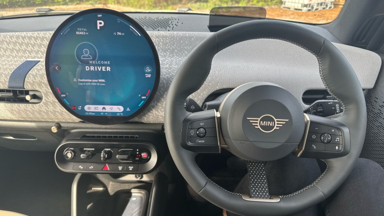 MINI Cooper 135kW E Exclusive [Level 1] 41kWh 3dr Auto Electric Hatchback